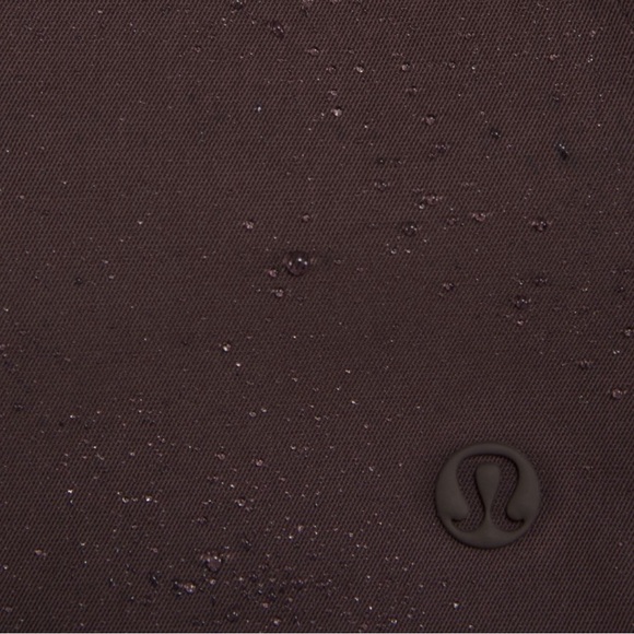 Lululemon - Water-Repellent Hooded Anorak - Espresso - Picture 8 of 9